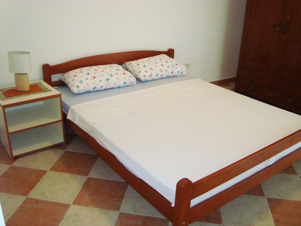 Apartments Rolovina تيفات الغرفة الصورة