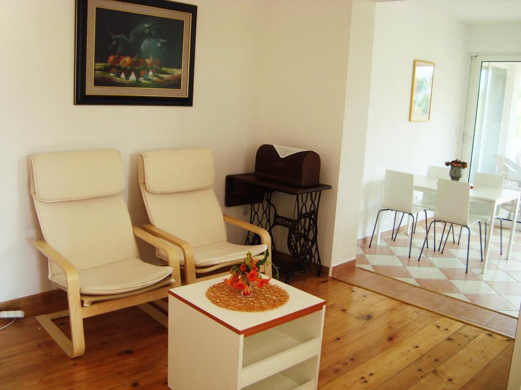 Apartments Rolovina تيفات الغرفة الصورة