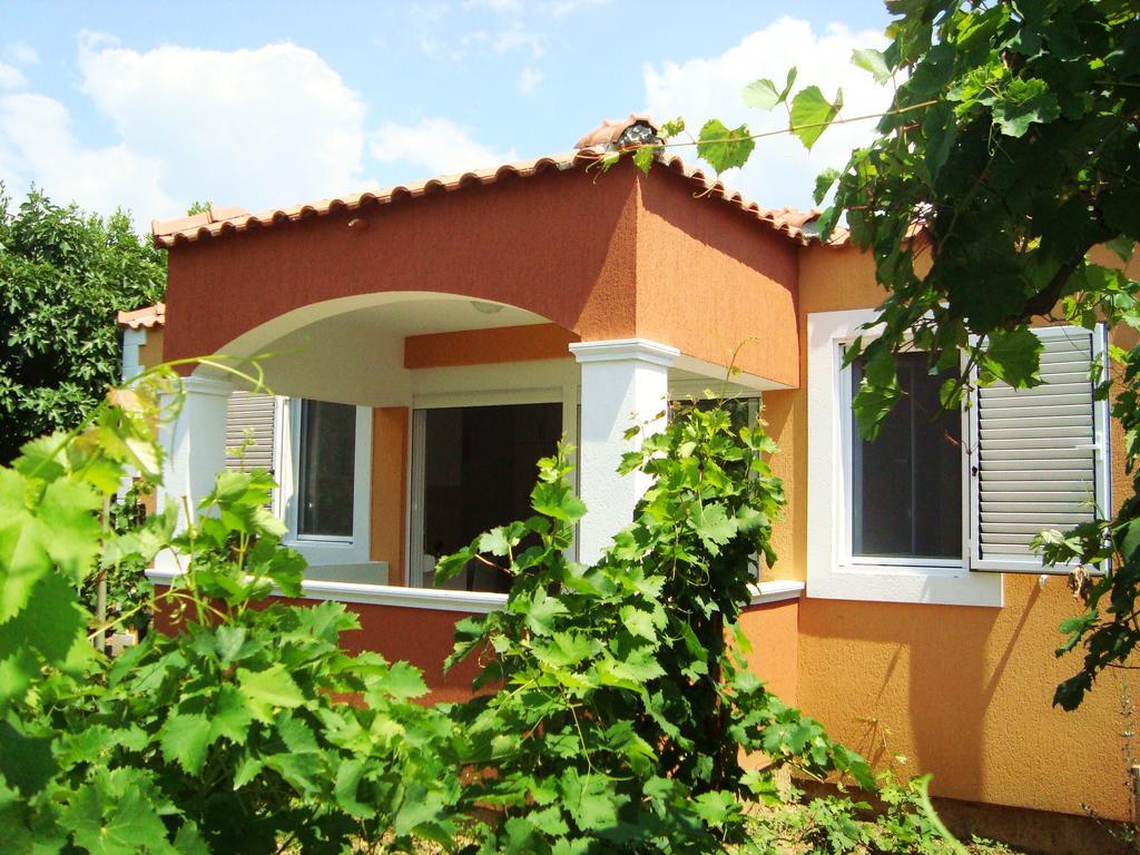 Apartments Rolovina تيفات الغرفة الصورة